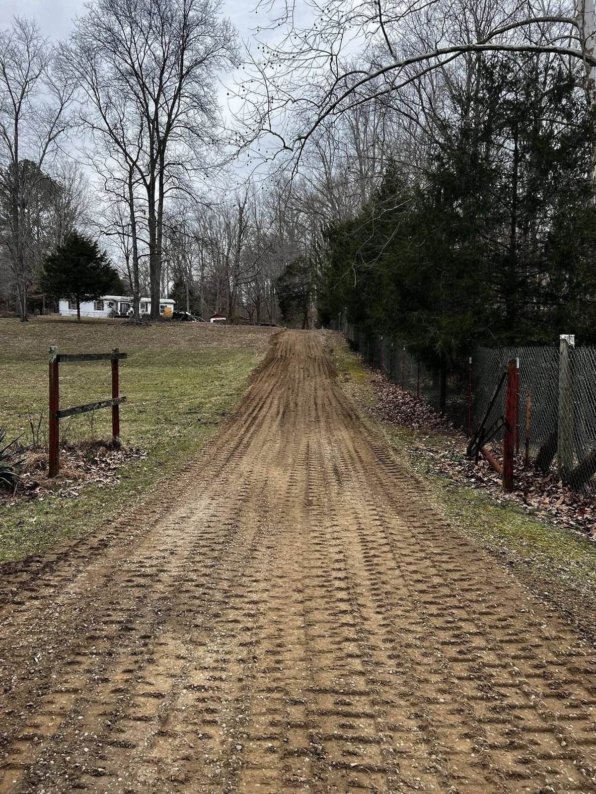 Finish dirt grading by Michael Way Acres near Clarksville, TN
